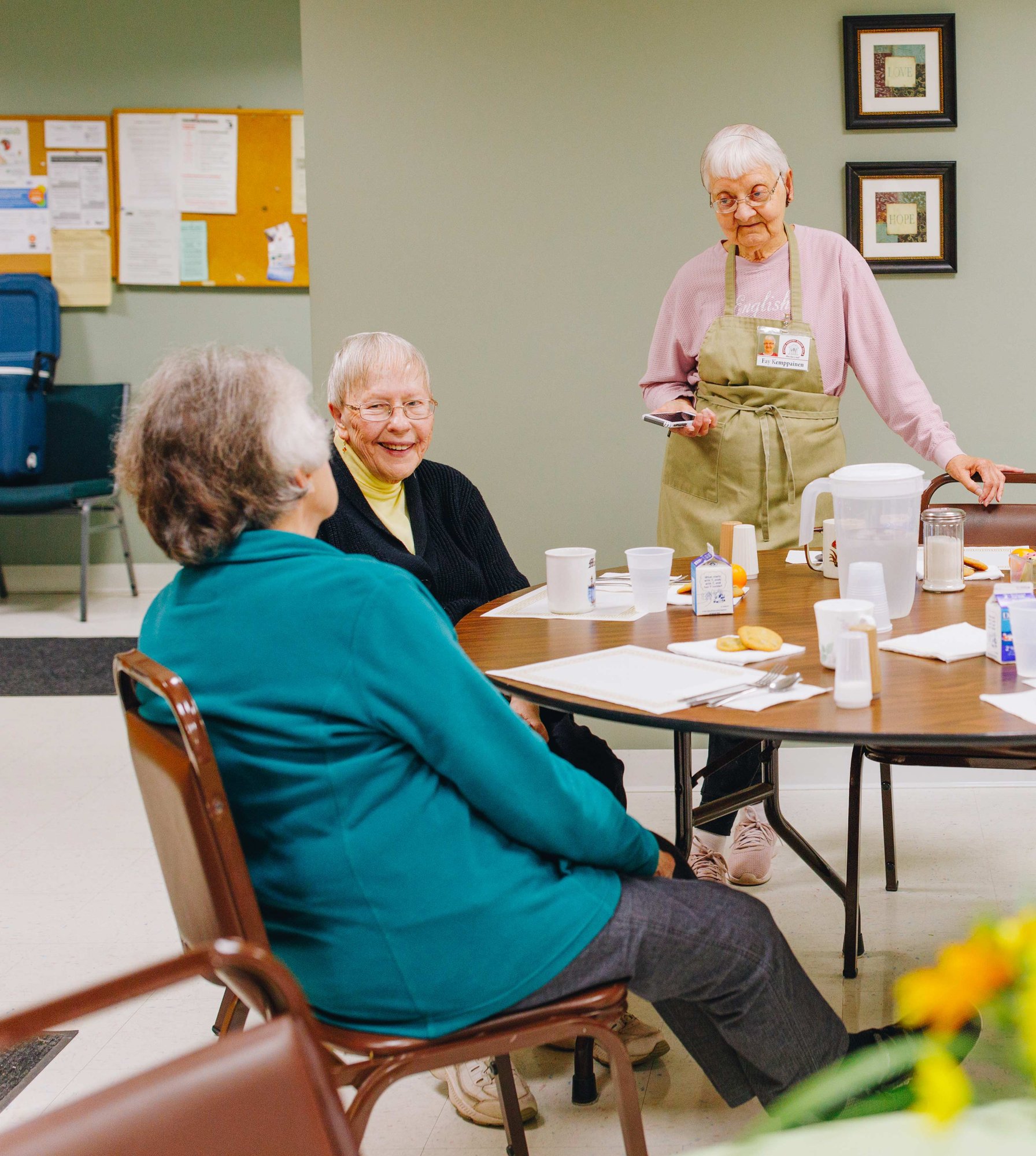 coppershores-mealsonwheels-congregate-2columnpage